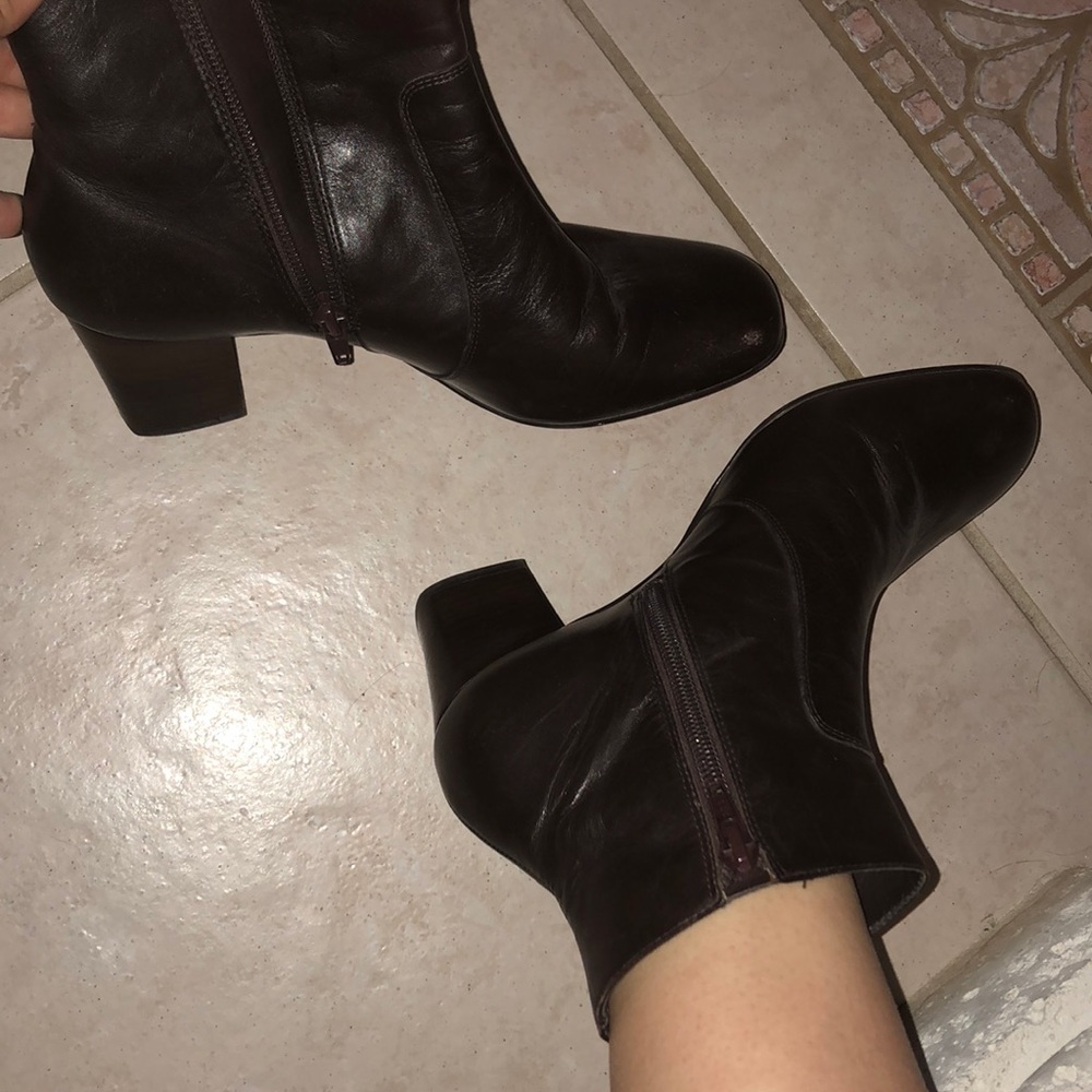 Boots (leather gogo like)